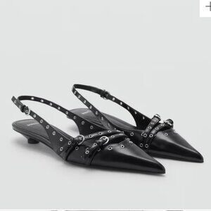 Die-cut kitten shoes